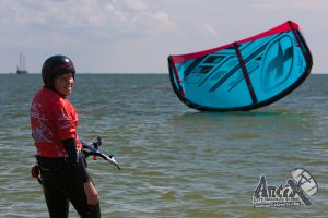 8 1kitesurfschool, kitesurfles, kiteles, kite cursus, Friesland, Waddeneilanden, IJsselmeer, Introductie