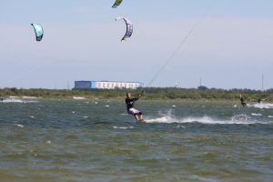 kitesurfen op kornwerderzand